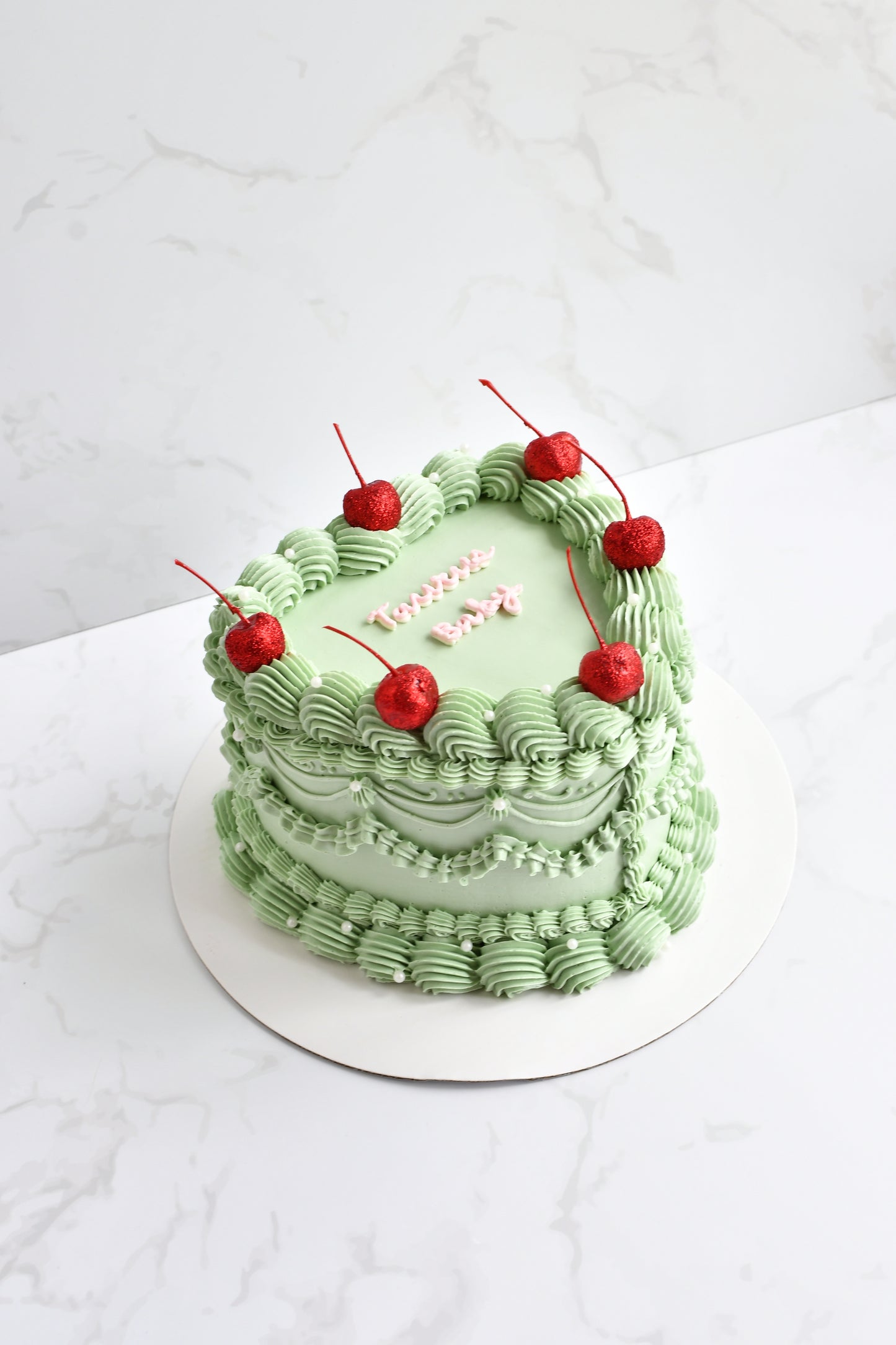 Basic Vintage Cake