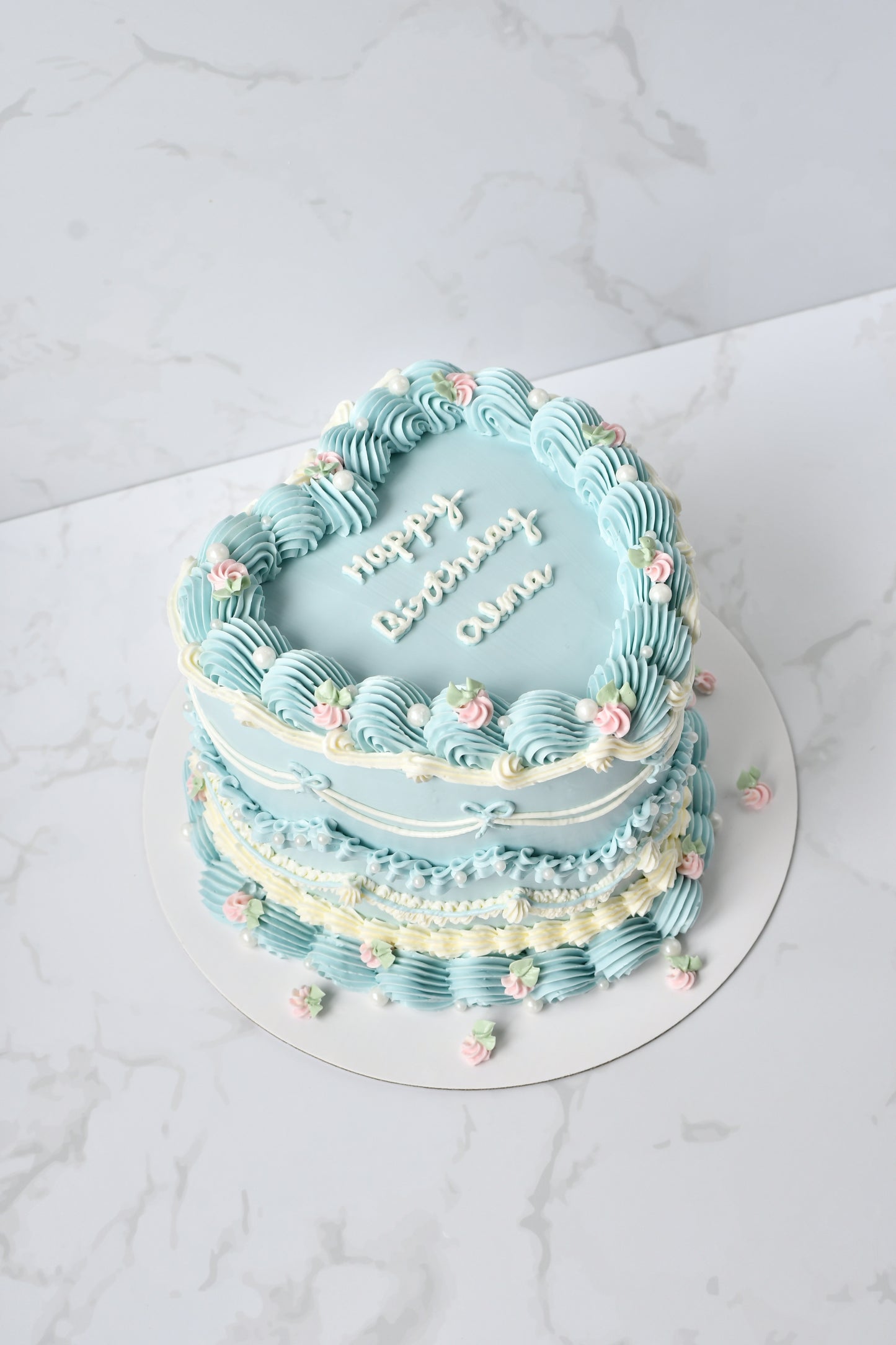 Basic Vintage Cake