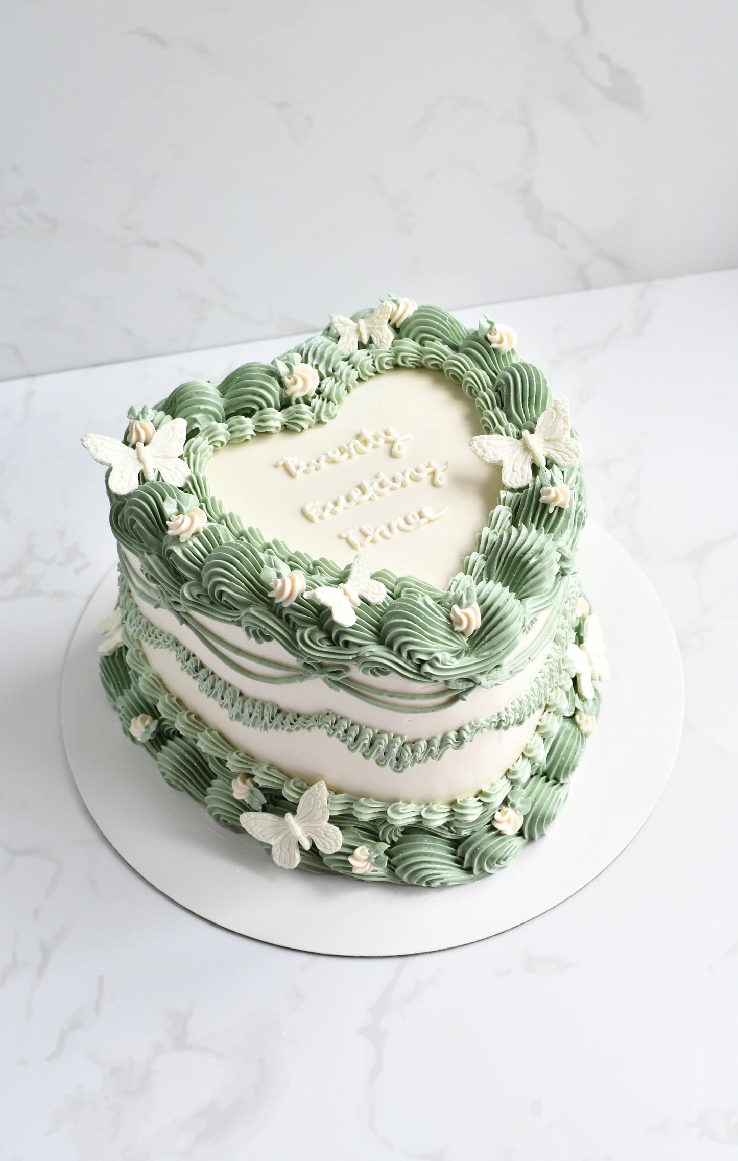 Basic Vintage Cake