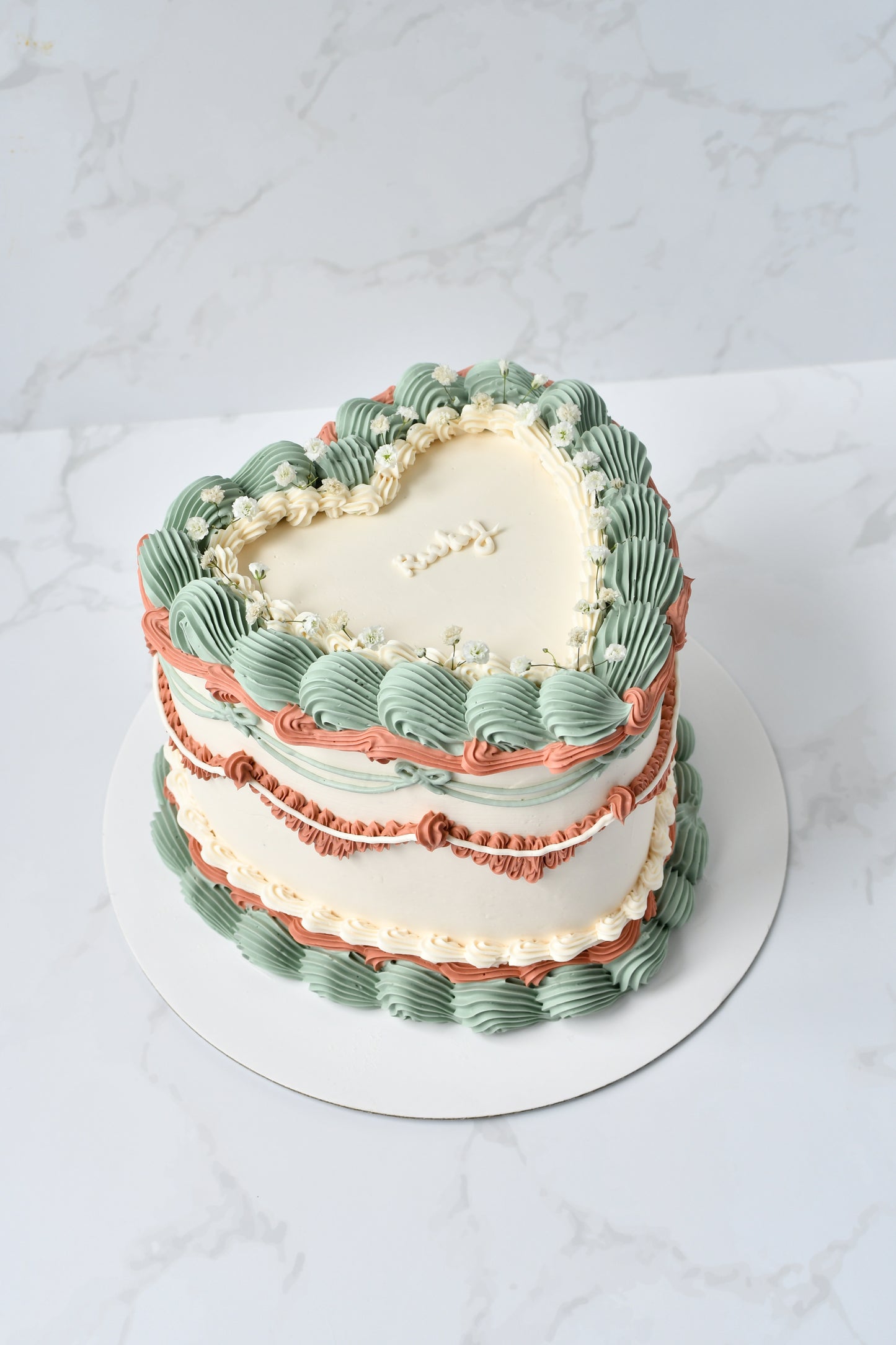 Basic Vintage Cake