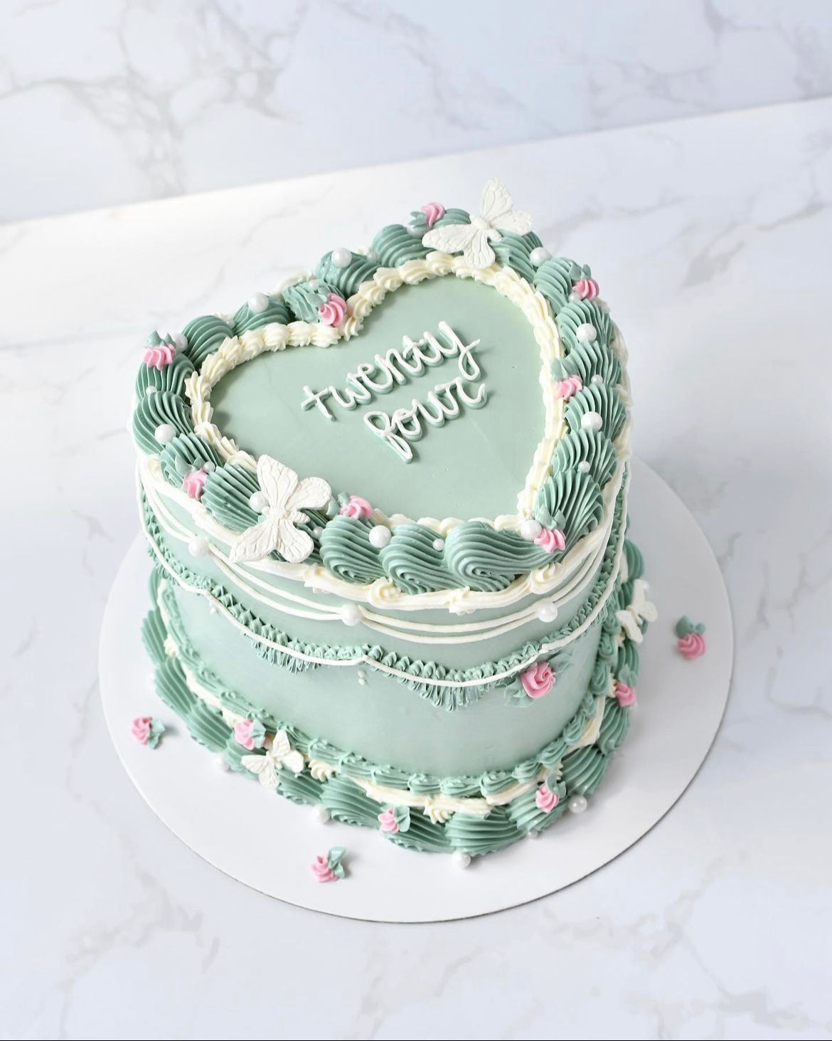 Basic Vintage Cake