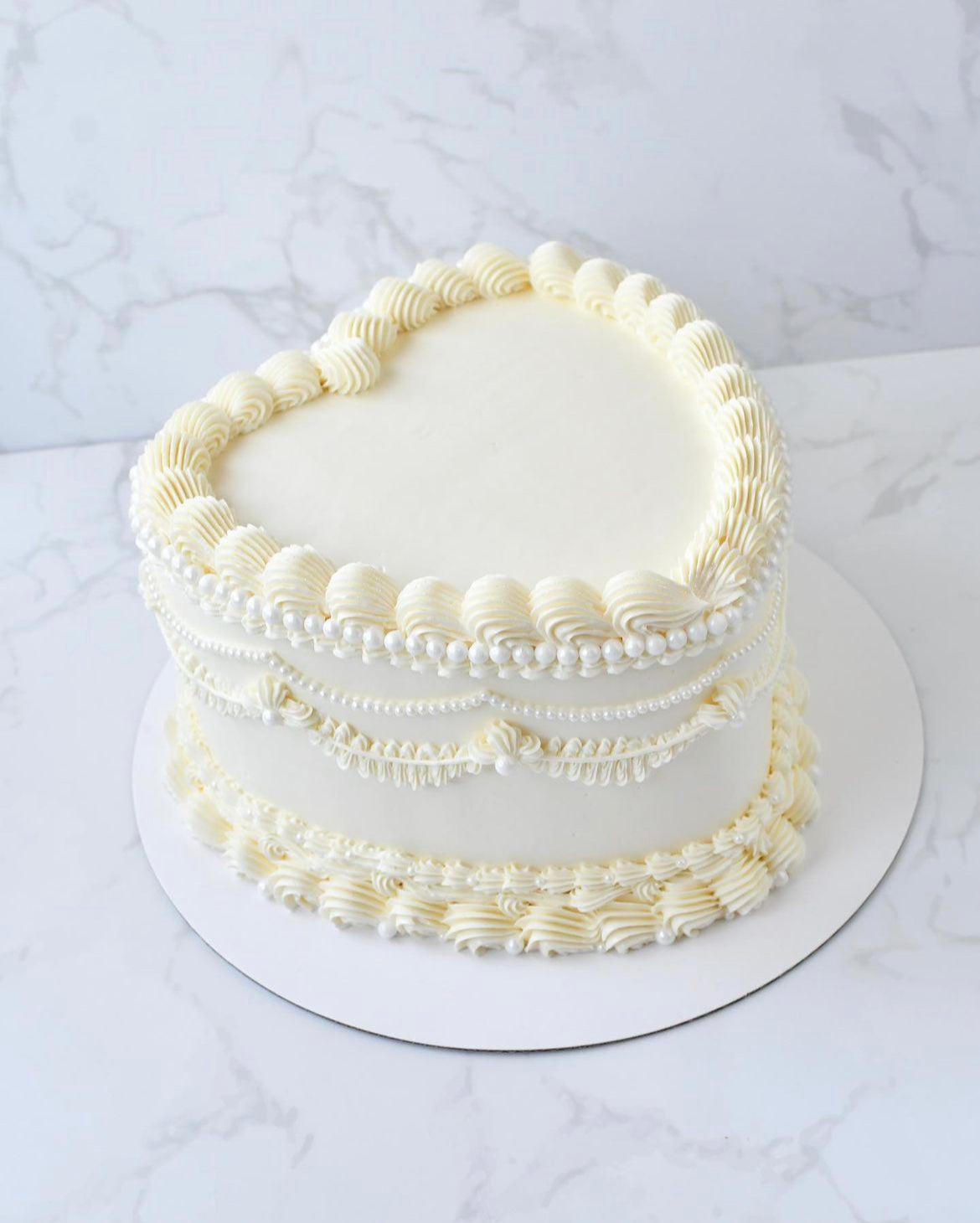 Basic Vintage Cake