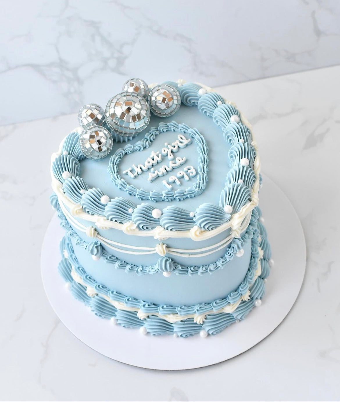 Basic Vintage Cake
