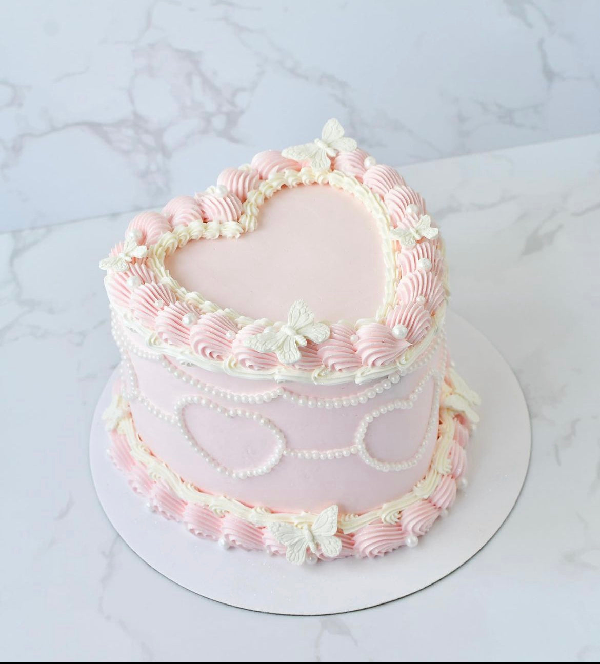 Basic Vintage Cake