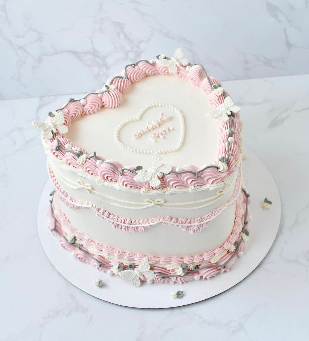 Basic Vintage Cake