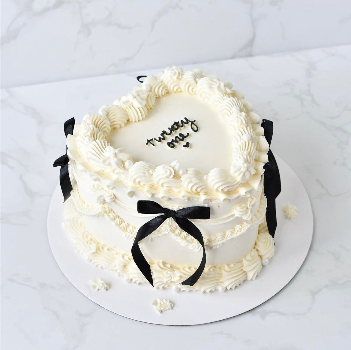 Basic Vintage Cake