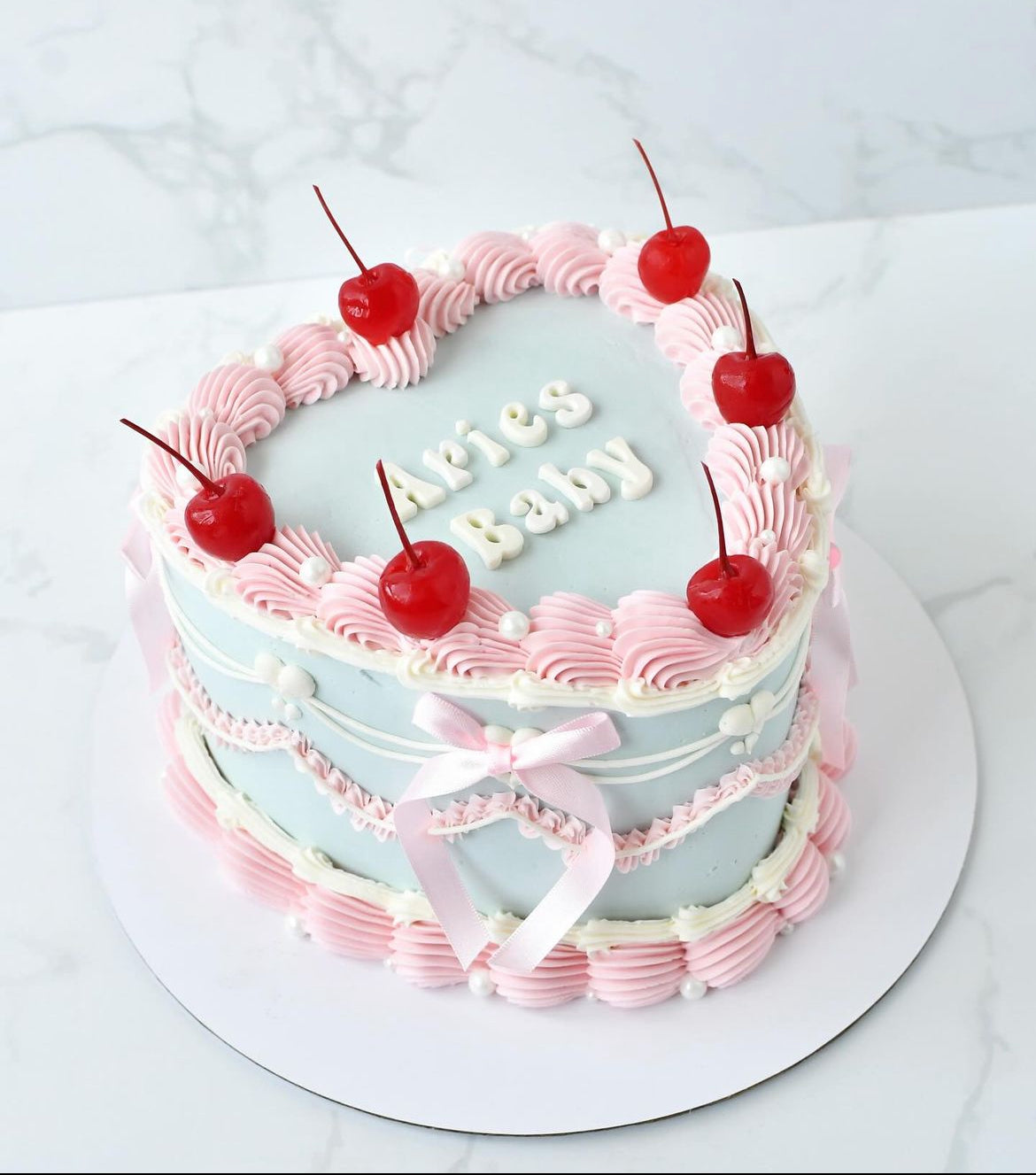 Basic Vintage Cake