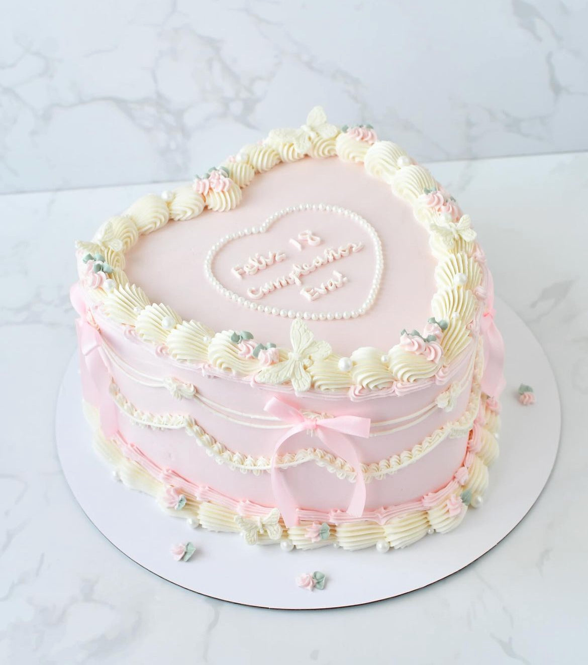 Basic Vintage Cake
