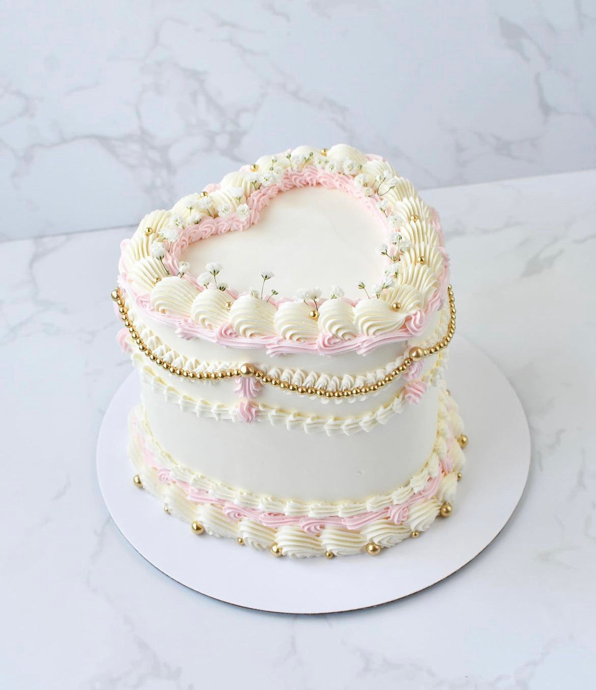 Basic Vintage Cake